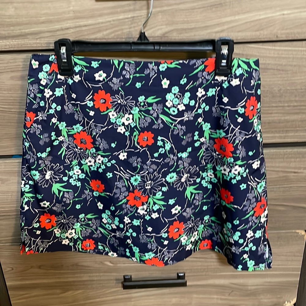 Lady Hagen skort